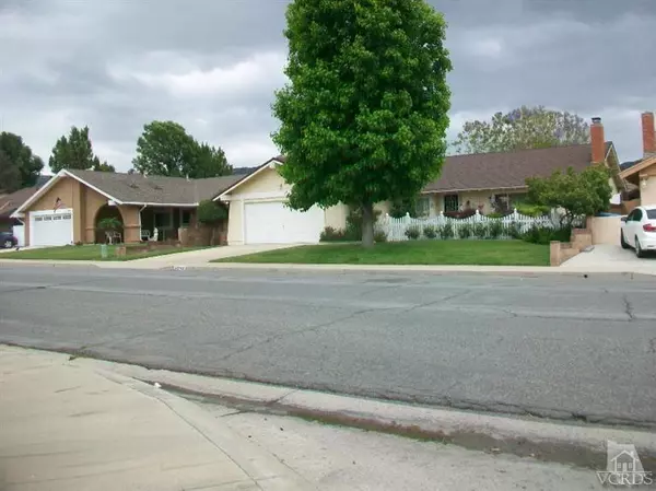 Simi Valley, CA 93063,5848 Fearing Street