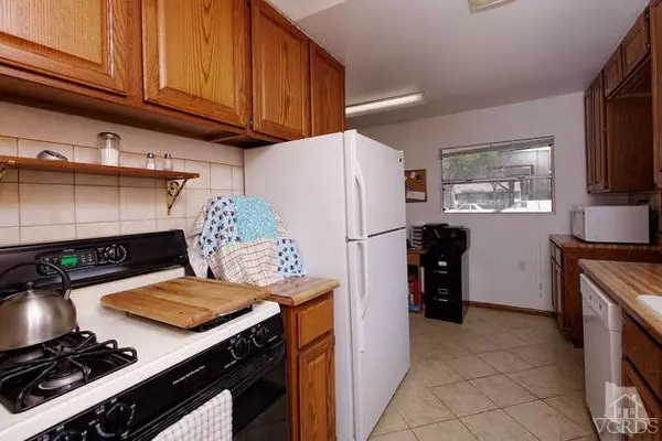 Simi Valley, CA 93065,2065 Lupin Street