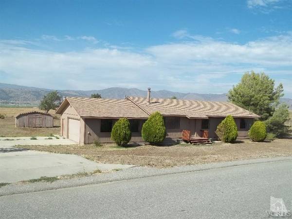 27481 Man O War Drive, Tehachapi, CA 93561