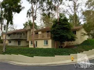 Oak Park, CA 91377,5697 Camelia Lane