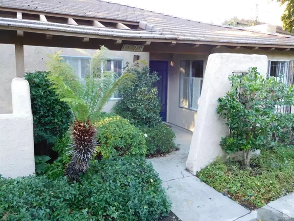 Westlake Village, CA 91361,1124 Nottingwood Circle