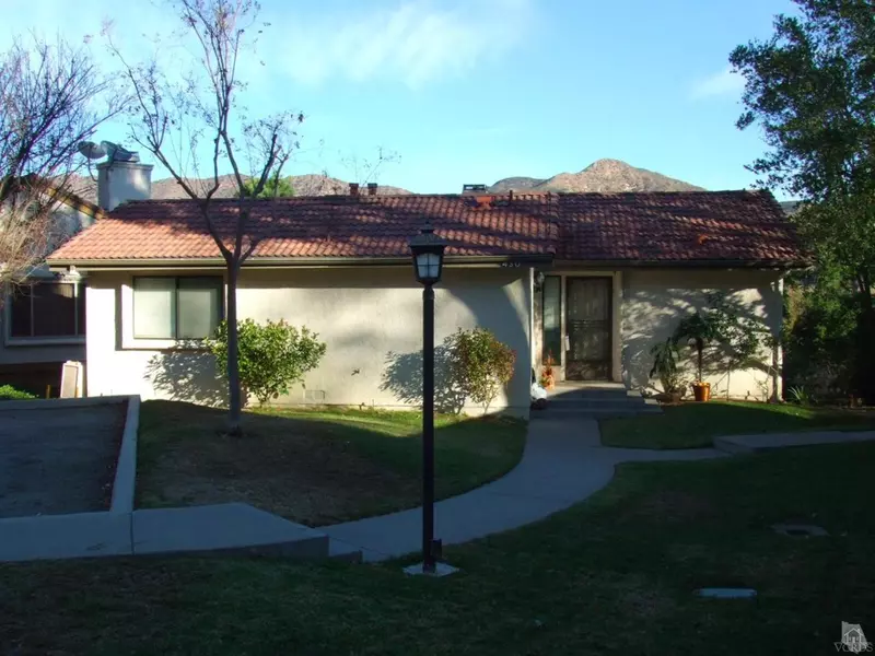 430 Vista Dorado Lane, Oak Park, CA 91377