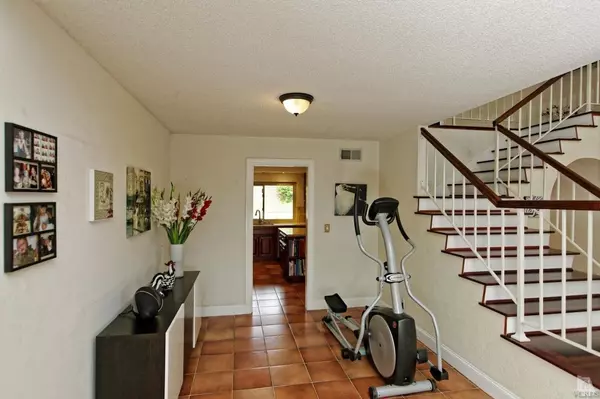 Newbury Park, CA 91320,844 Cayo Grande Court