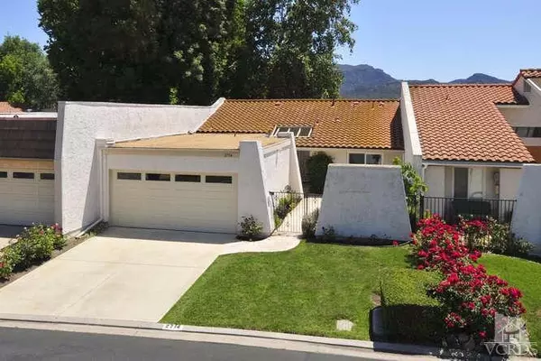 Westlake Village, CA 91361,2714 Lakewood Place