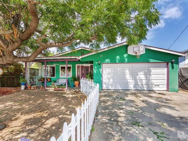 543 Vine Street, Oak View, CA 93022