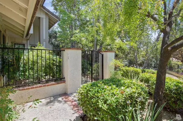 Westlake Village, CA 91362,4316 Par Five Court