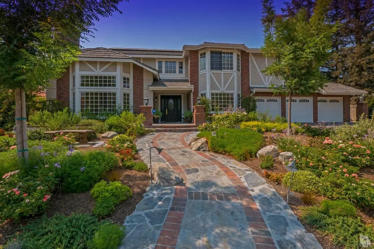 Agoura Hills, CA 91301,6015 Macadam Court