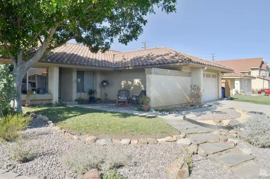 4305 N W Cloverdale Street, Moorpark, CA 93021