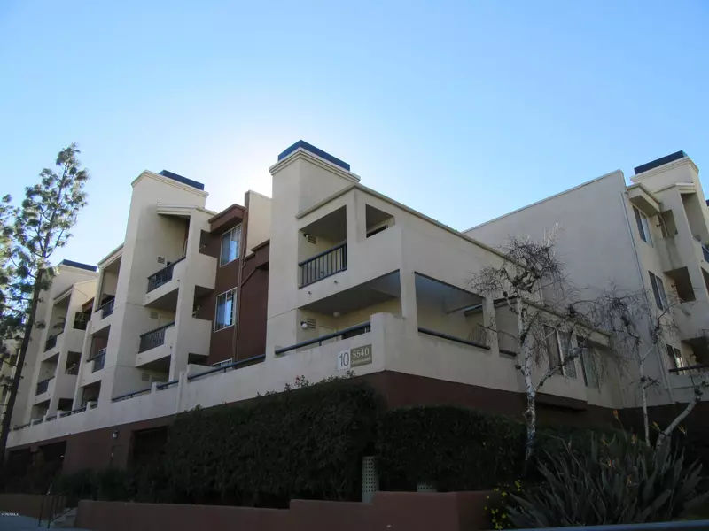 5540 Owensmouth Avenue #203, Woodland Hills, CA 91367