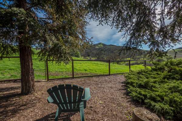 5642 Colodny Drive, Agoura Hills, CA 91301