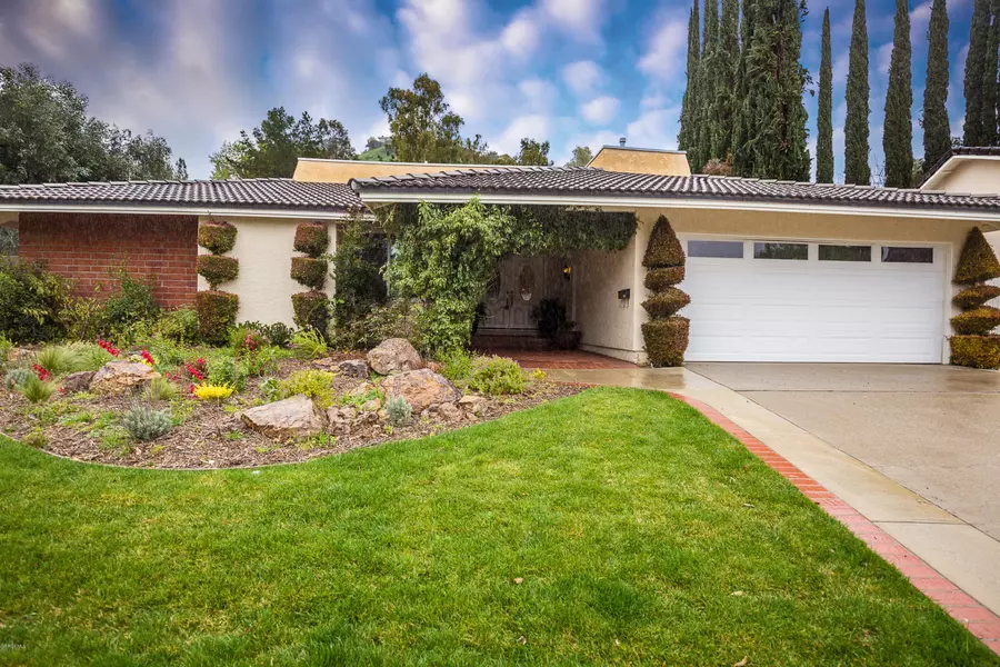 1215 Clayford Avenue, Westlake Village, CA 91361