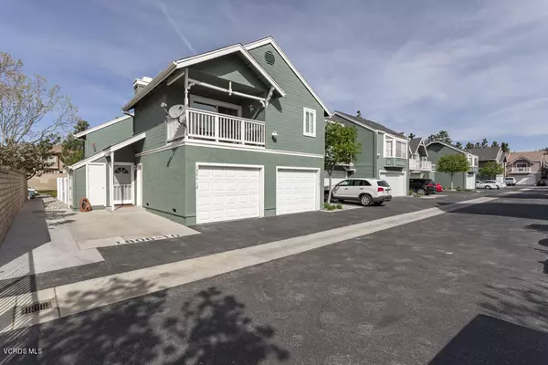 1806 Rory Lane #10, Simi Valley, CA 93063