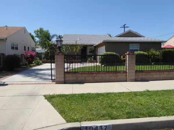 Mission Hills (san Fernando), CA 91345,10437 Peach Avenue