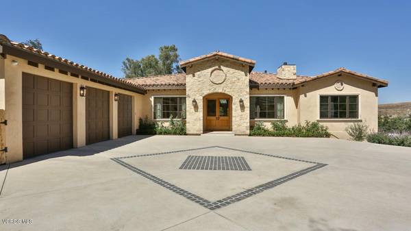 5952 Lapworth Drive, Agoura Hills, CA 91301