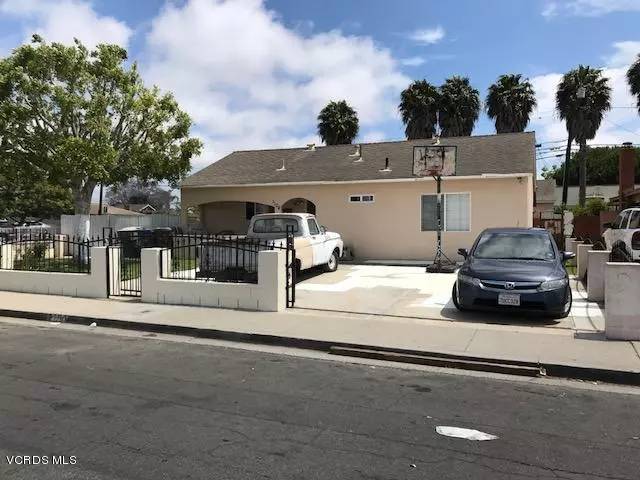 1104 W Cedar Street, Oxnard, CA 93033