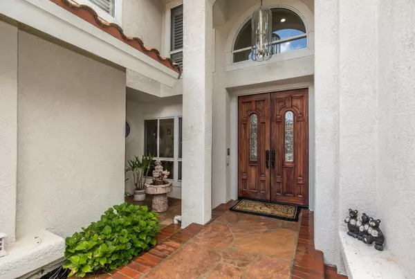 Westlake Village, CA 91361,32700 Bigstone Place