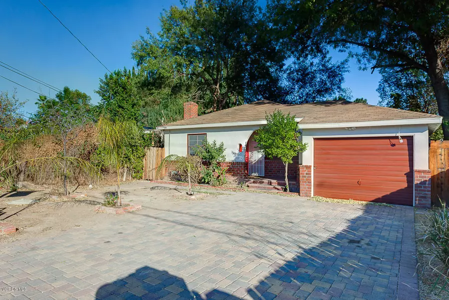 7460 Lindley Avenue, Reseda, CA 91335