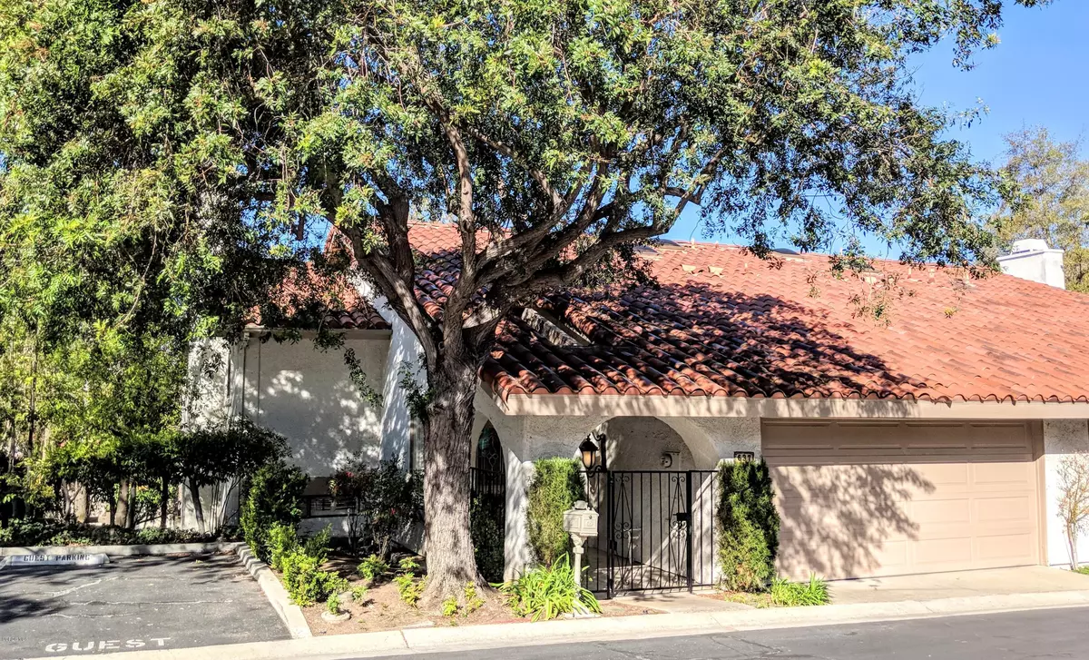 Westlake Village, CA 91362,637 Arroyo Oaks Drive