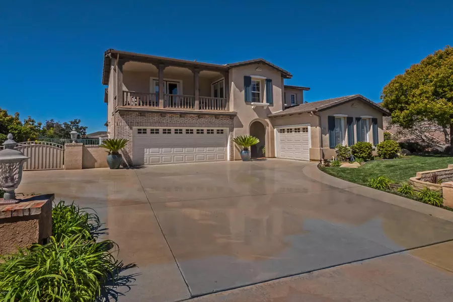 435 Via Del Lago, Newbury Park, CA 91320