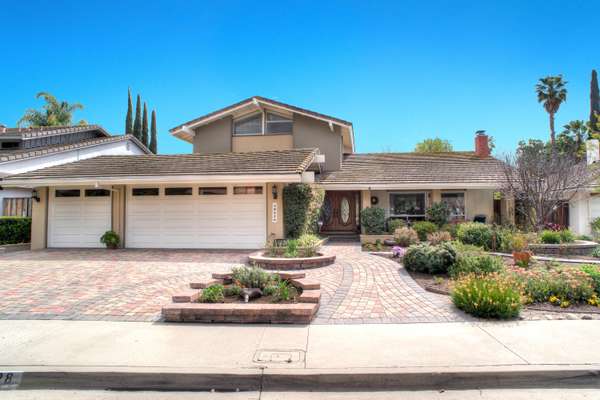 31928 Village Center Road, Westlake Village, CA 91361