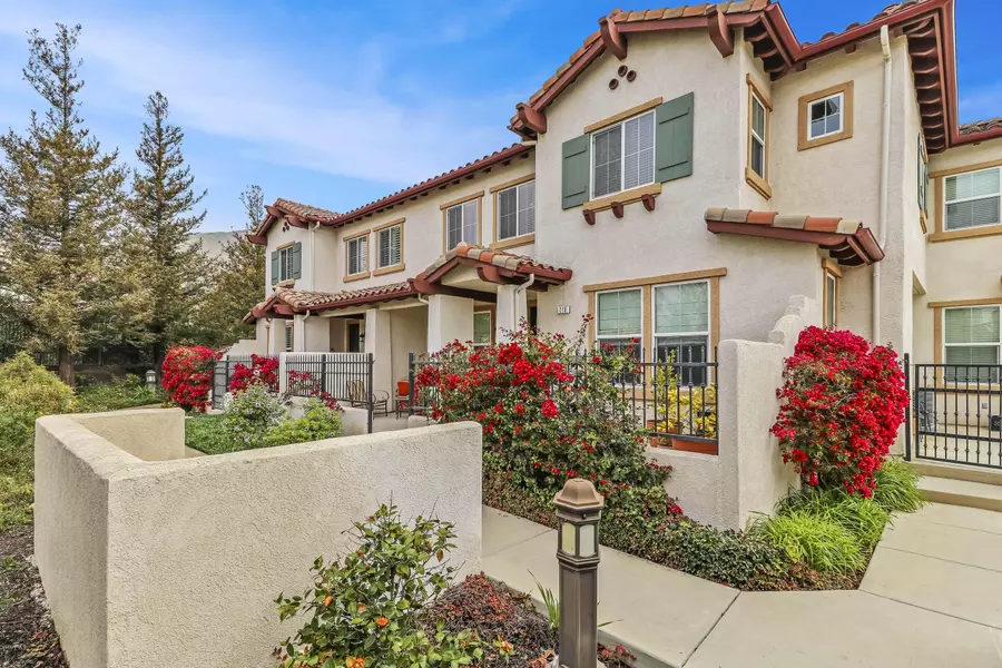 219 Via Antonio, Newbury Park, CA 91320