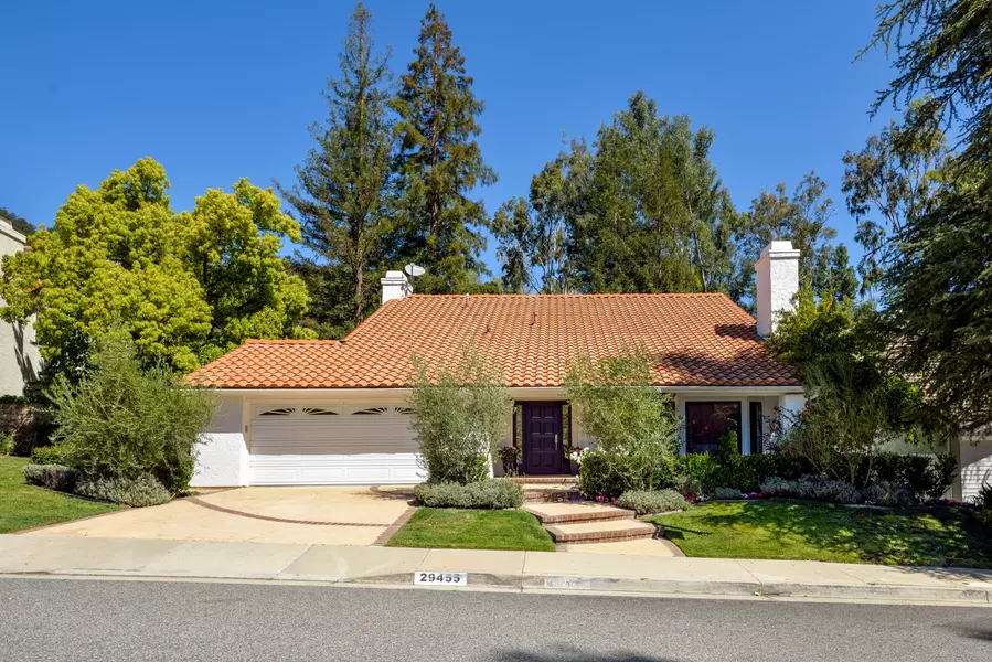 29455 Fountainwood Street, Agoura Hills, CA 91301