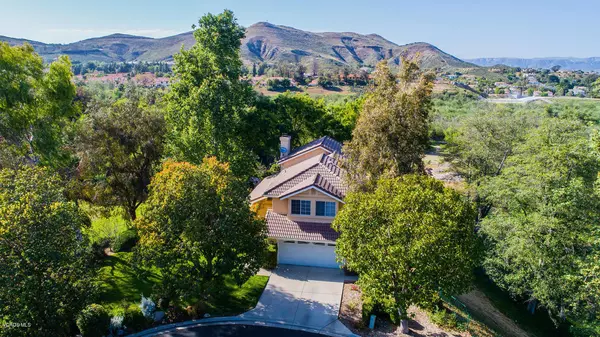 695 Overlook Road, Simi Valley, CA 93065