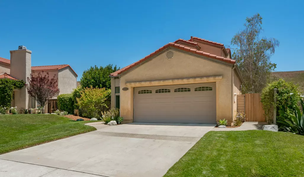 7104 Pecan Avenue, Moorpark, CA 93021