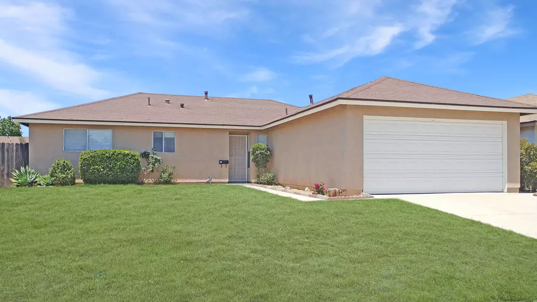 2211 Beaufort Drive, Oxnard, CA 93033