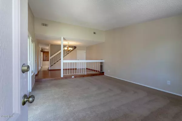 Chatsworth, CA 91311,22500 Jeffrey Mark Court #7