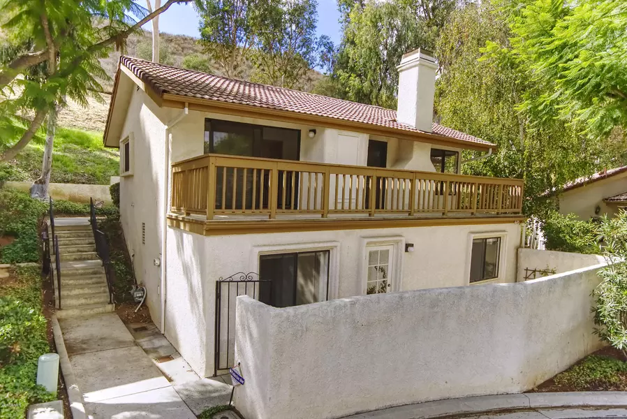 445 Vista Dorado Lane, Oak Park, CA 91377