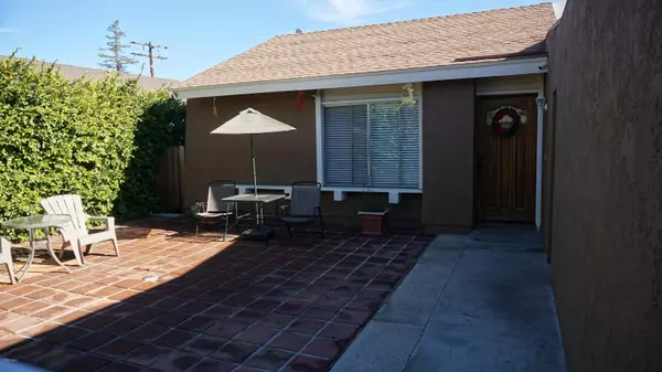 Simi Valley, CA 93063,2112 Sargent Avenue