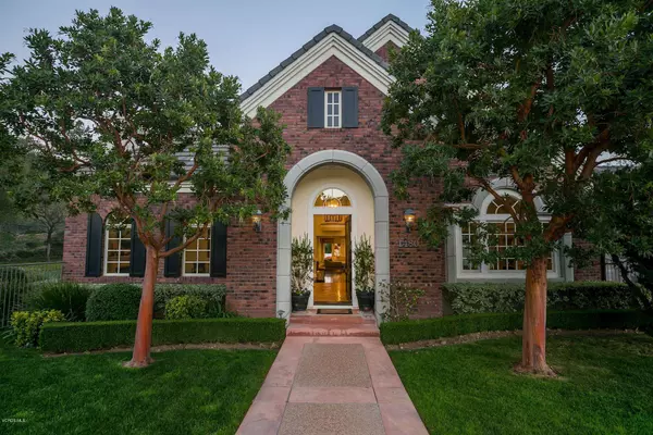 Westlake Village, CA 91361,1480 Cheviot Hills Court