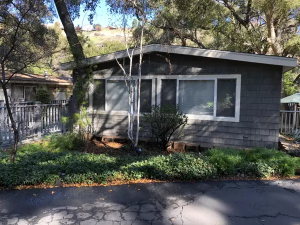 Westlake Village, CA 91361,101 Merry Oak Lane