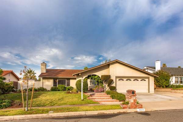 3325 Texas Avenue, Simi Valley, CA 93063