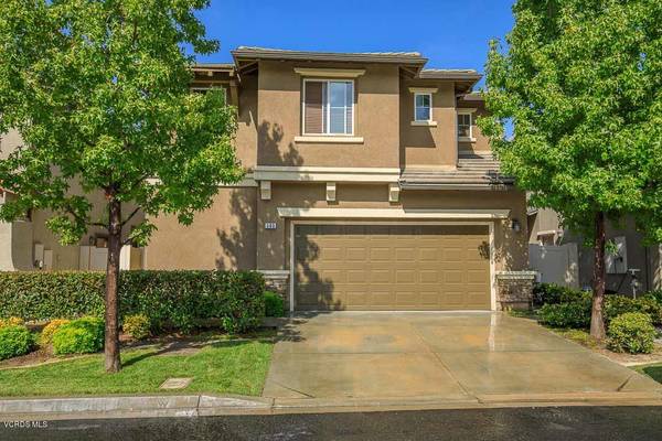 565 Clearwater Creek Drive, Newbury Park, CA 91320