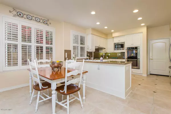 Newbury Park, CA 91320,688 Via Vista