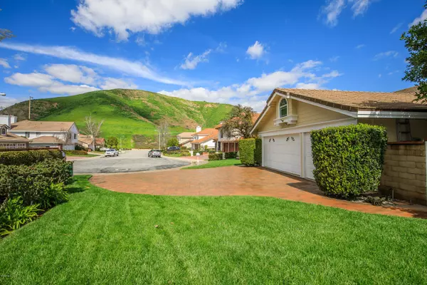 Agoura Hills, CA 91301,29790 Woodbrook Drive