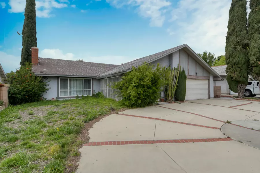 2281 Yosemite Avenue, Simi Valley, CA 93063