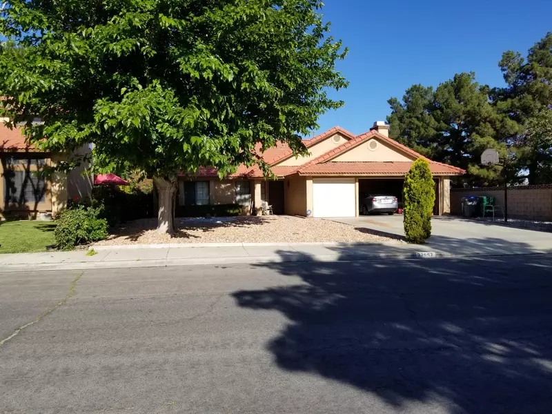 37557 Oak Hill Street, Palmdale, CA 93552