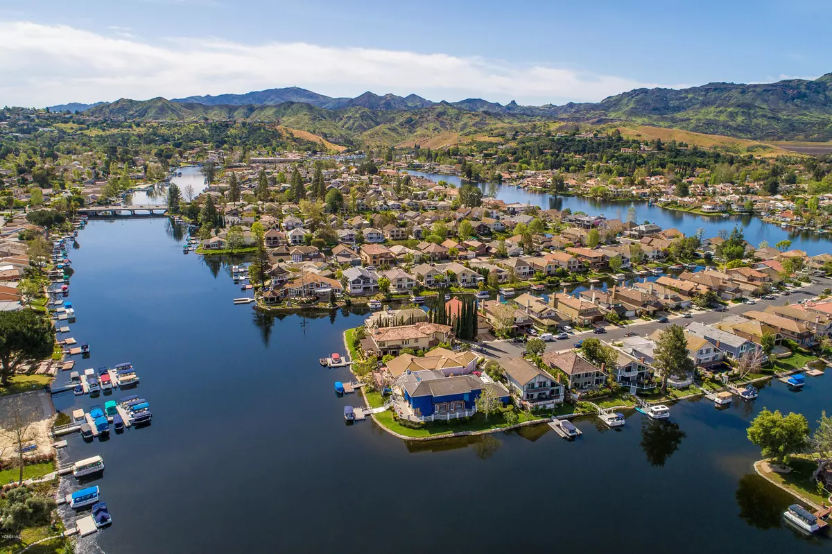 Westlake Village, CA 91361,1321 Southwind Circle