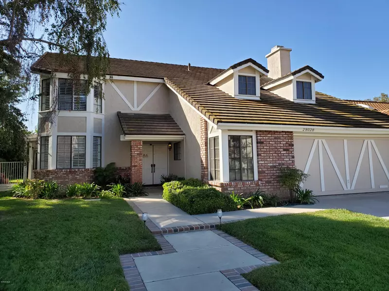 29028 Hollow Oak Court, Agoura Hills, CA 91301