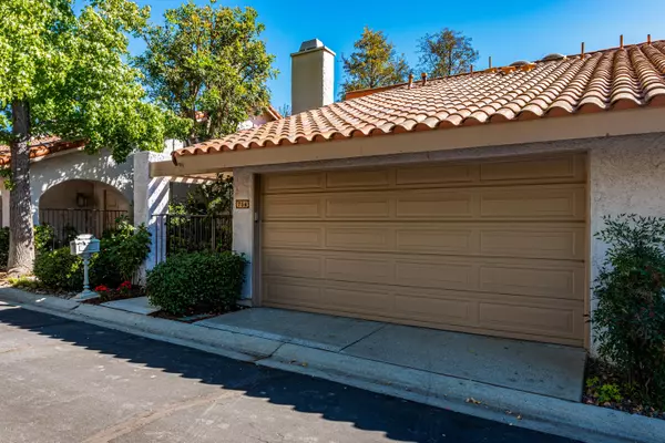 754 N Valley Drive, Westlake Village, CA 91362