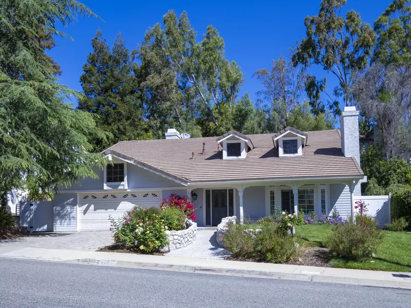 29445 Fountainwood Street, Agoura Hills, CA 91301