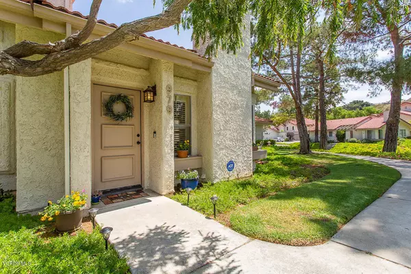 Oak Park, CA 91377,979 Quarterhorse Lane