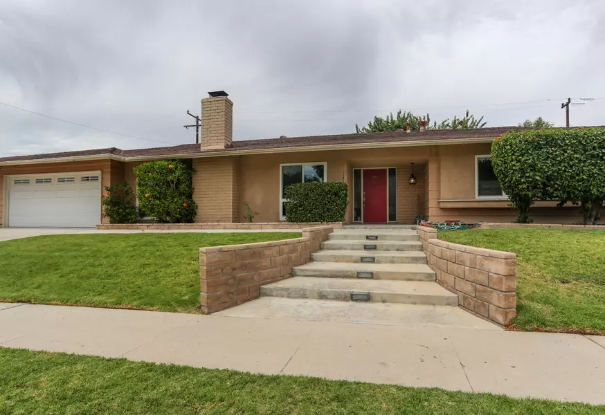 1131 Warwick Avenue, Thousand Oaks, CA 91360