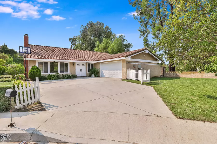 28954 Bardell Drive, Agoura Hills, CA 91301