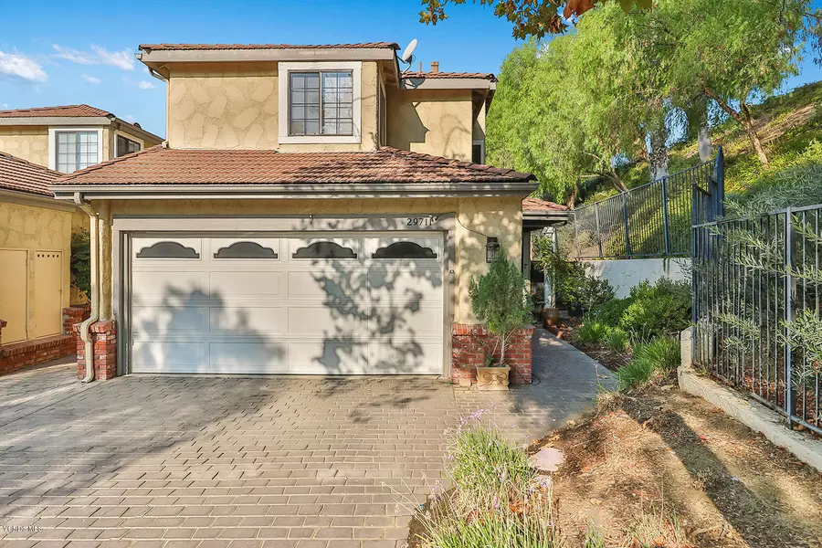 29711 Strawberry Hill Drive, Agoura Hills, CA 91301