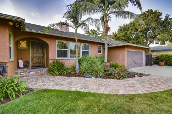 Tarzana, CA 91356,5717 Corbin Avenue