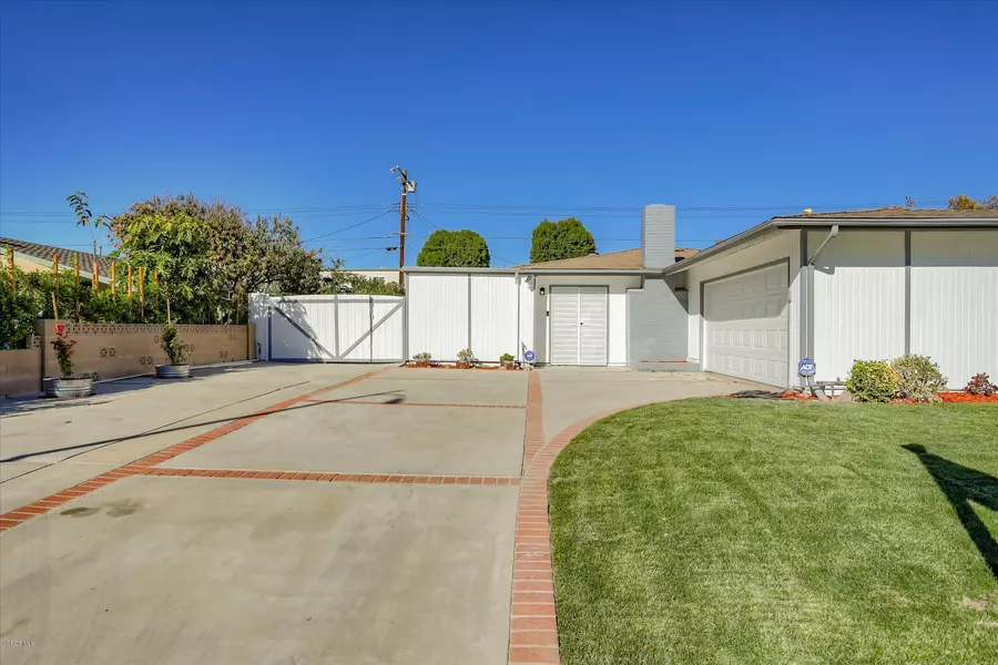 19133 Napa Street, Northridge, CA 91324